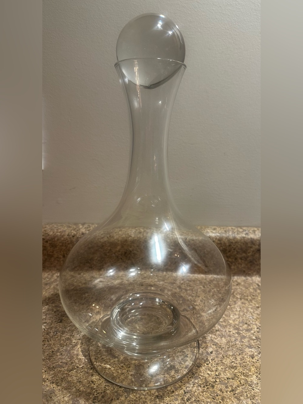 Southern Living at Home Hampton Decanter Handmade Glass With Stunning Stopper